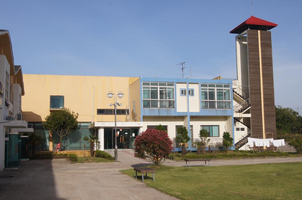 Geomunoreum Hostel Jeju Luaran gambar