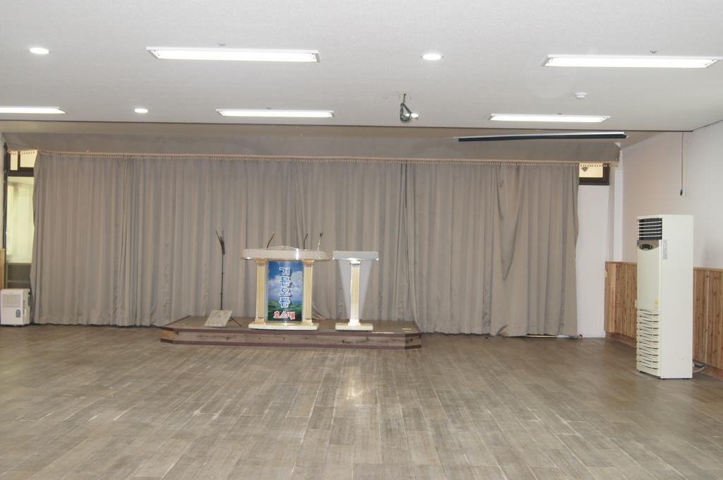 Geomunoreum Hostel Jeju Luaran gambar