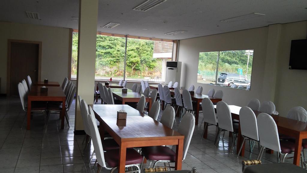 Geomunoreum Hostel Jeju Luaran gambar