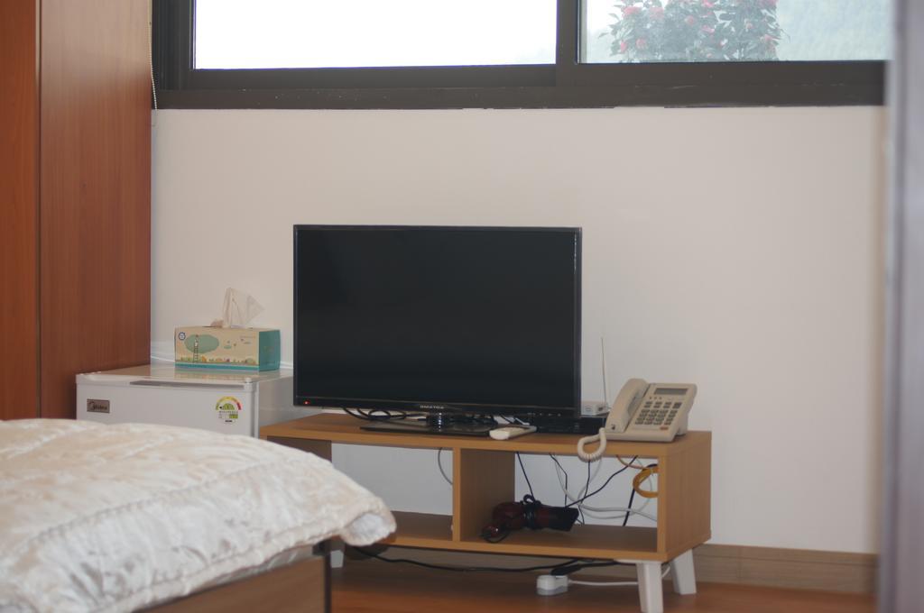 Geomunoreum Hostel Jeju Luaran gambar