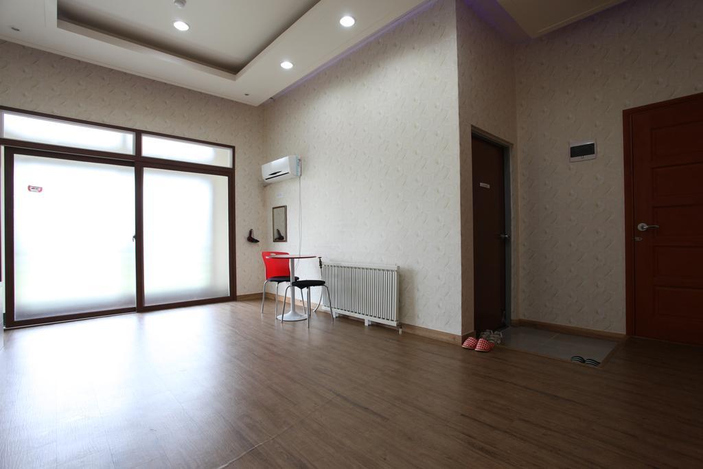 Geomunoreum Hostel Jeju Luaran gambar