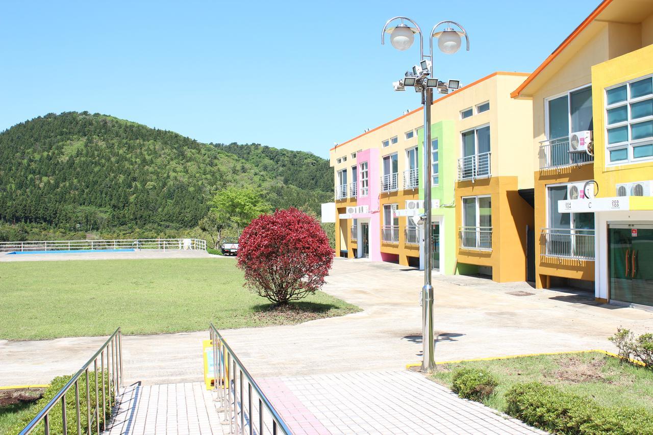 Geomunoreum Hostel Jeju Luaran gambar