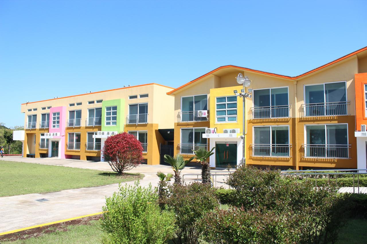 Geomunoreum Hostel Jeju Luaran gambar